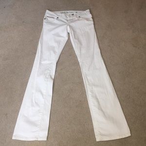 Guess White Jeans With Beautiful Detailing